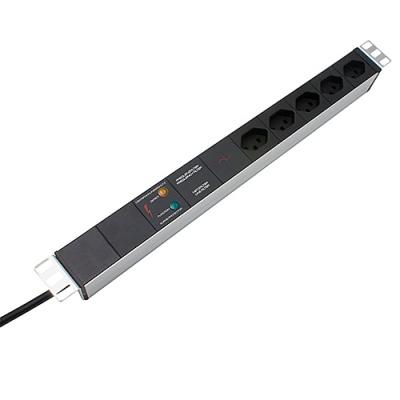 it_kabelmanagement_steckdosenleiste_2390-1